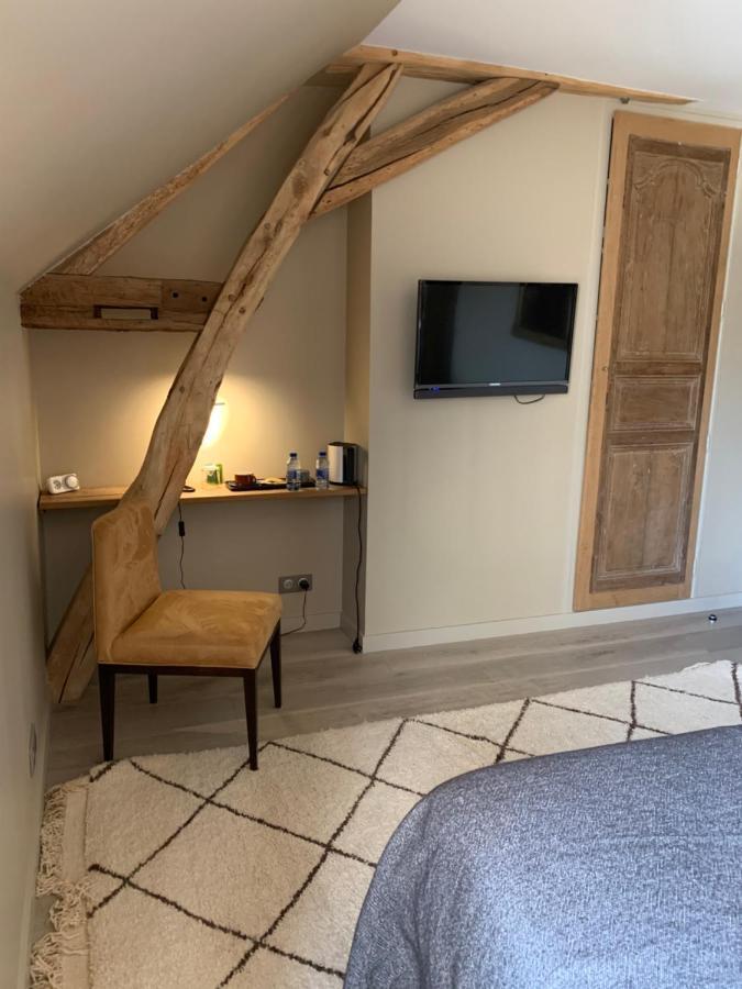 Km 41 Hotell Chaumont-sur-Tharonne Exteriör bild